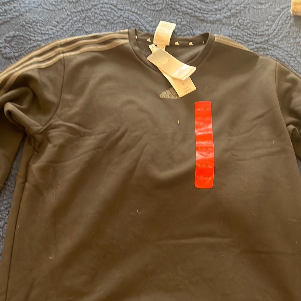 New with tags medium adidas sweatshirt